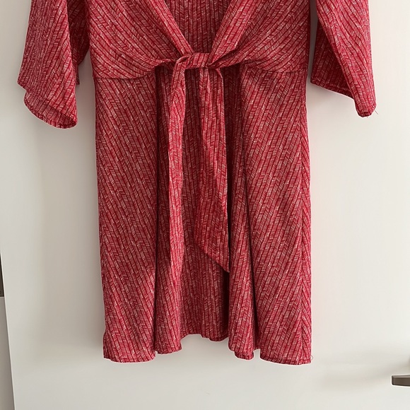 Womens dress - Picture 2 of 2